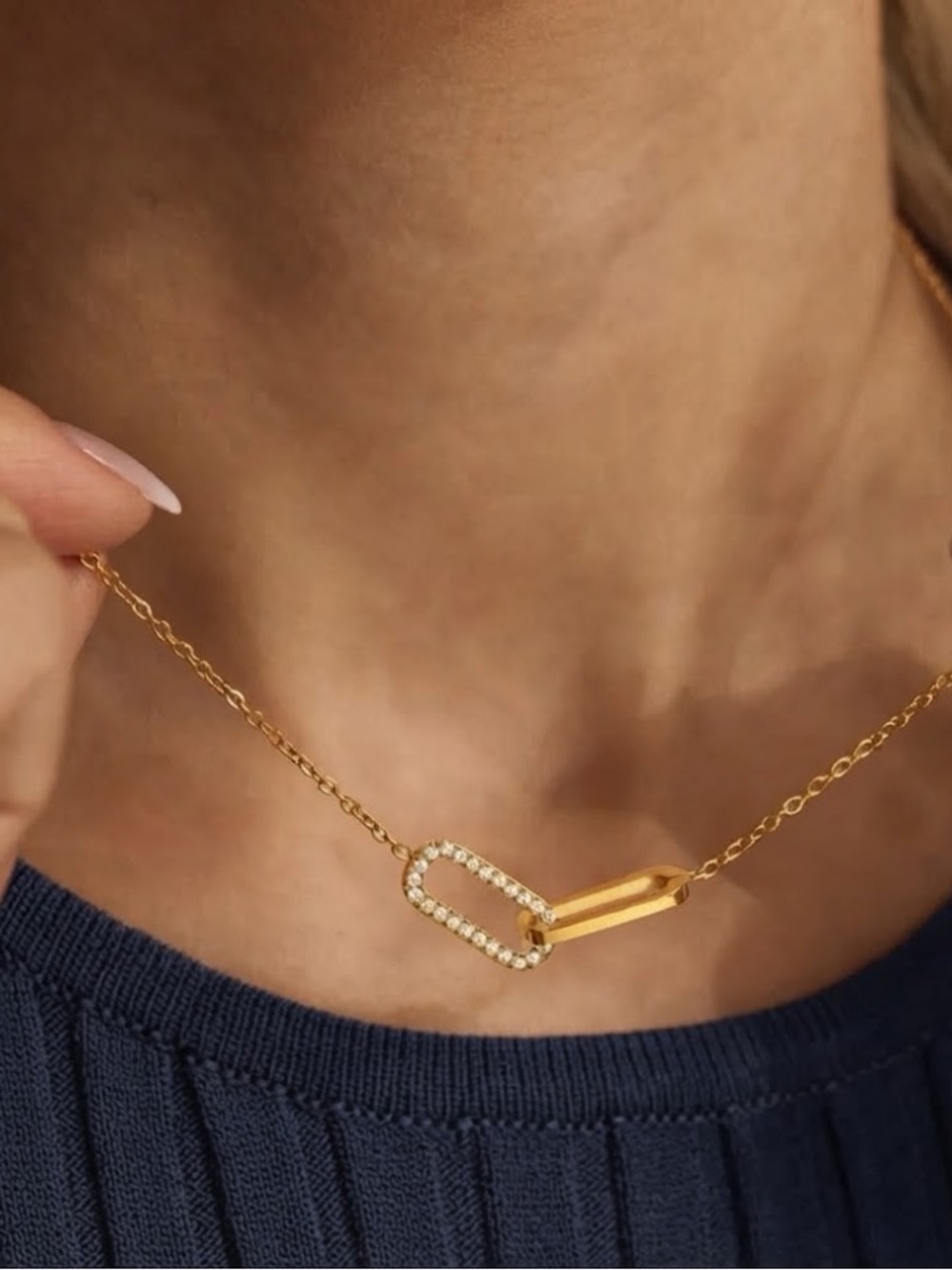 The Heirloom Pavé Interlock Pendant Necklace